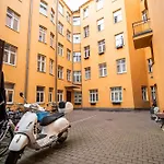 Tina's Apartamento